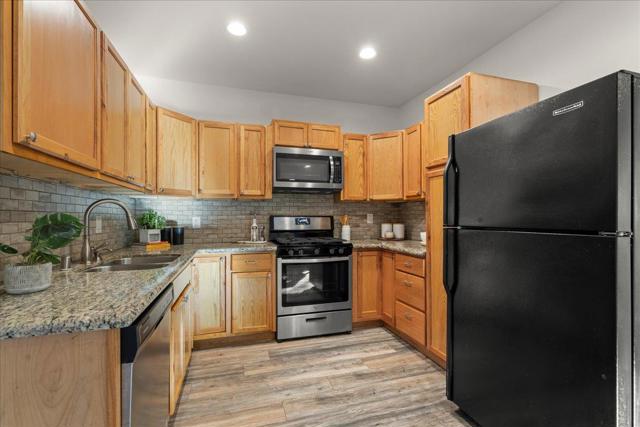 12272 Windsor Court, Los Altos Hills CA: https://media.crmls.org/mediaz/8a950f30-03c0-43c9-a579-627dd343e64b.jpg