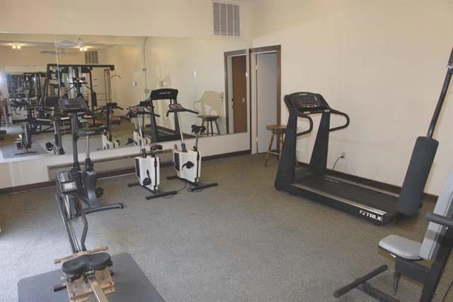 1730 Halford Dr, Santa Clara CA: https://media.crmls.org/mediaz/8a95487a-0423-406f-a8d2-88a5a8a5b05f.jpg