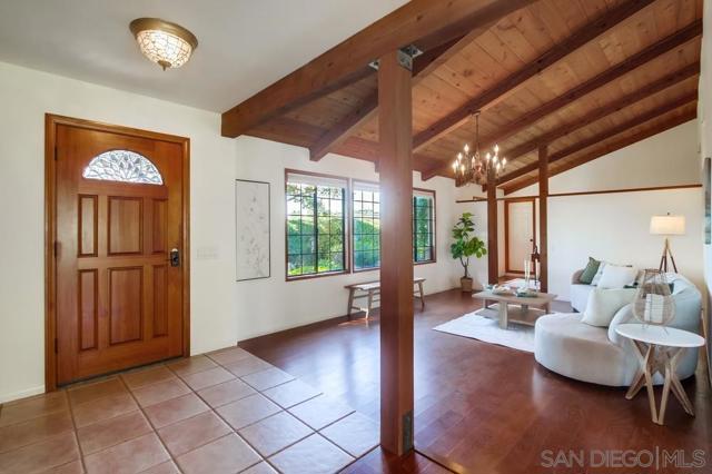 2336 Rancho Diego Ct, Escondido CA: https://media.crmls.org/mediaz/8a960b9f-e3e2-4260-bc1e-c655a0129902.jpg