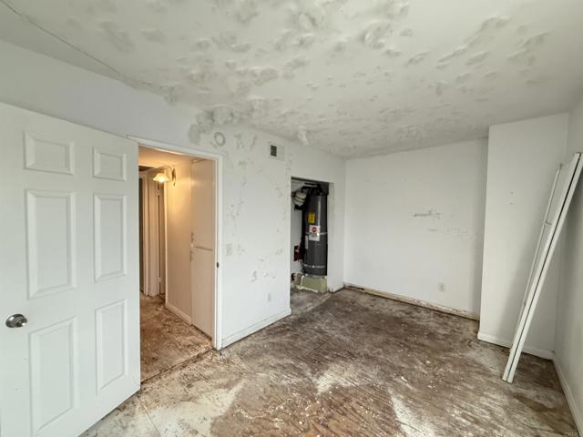 475 N Midway Drive, Escondido CA: https://media.crmls.org/mediaz/8a96c814-fded-4aeb-b457-6632cd598f48.jpg