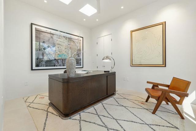 71000 Tamarisk Lane, Rancho Mirage CA: https://media.crmls.org/mediaz/8a9786d5-9fb8-4269-8b79-bbe58dd96d4a.jpg