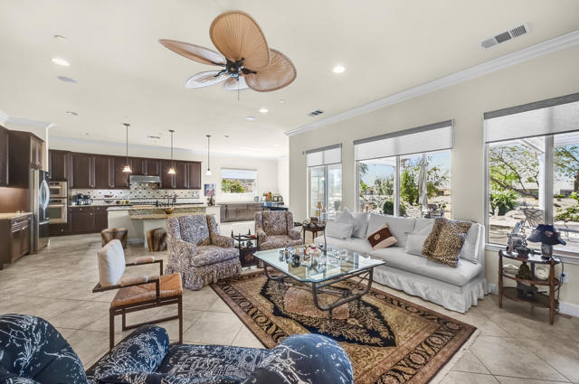 81569 Corte Monteleon, Indio CA: https://media.crmls.org/mediaz/8a97f4d2-6610-4a47-9baa-71bf37d05c25.jpg