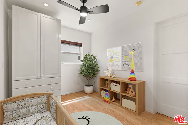7818 Toland Avenue, Los Angeles CA: https://media.crmls.org/mediaz/8a9847b9-3541-4469-94da-f057ff9cff83.jpg