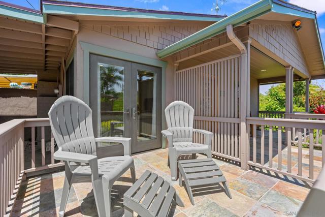 260 27Th St, Del Mar CA: https://media.crmls.org/mediaz/8a98fc18-bede-4c75-af00-f008d0906911.jpg