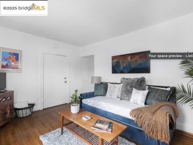 6432 Sunnymere, Oakland CA: https://media.crmls.org/mediaz/8a9955d4-c080-4a3e-a474-6baff50faf81.jpg