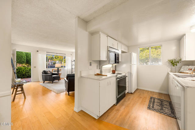 Detail Gallery Image 7 of 27 For 1141 Anita Ave, Ojai,  CA 93023 - 2 Beds | 1 Baths