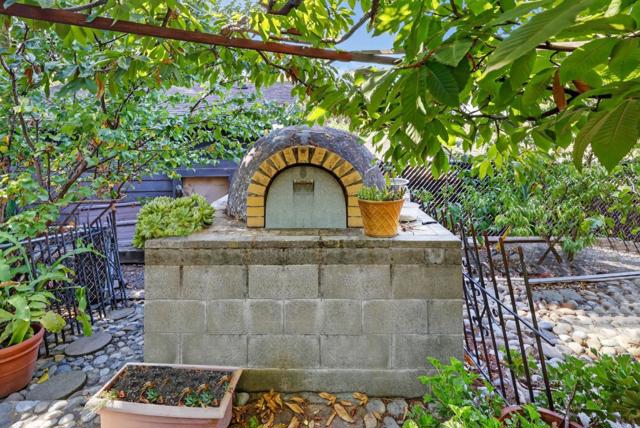 3992 Altadena Lane, San Jose CA: https://media.crmls.org/mediaz/8a99d4d3-5b3e-4b75-89dc-5705345b6dba.jpg