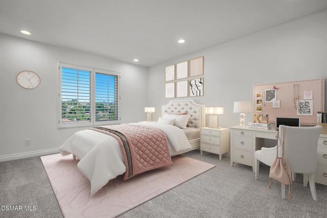 3180 Versaille Court, Thousand Oaks CA: https://media.crmls.org/mediaz/8a9a2c58-48f9-4310-9b13-f20e7f677861.jpg