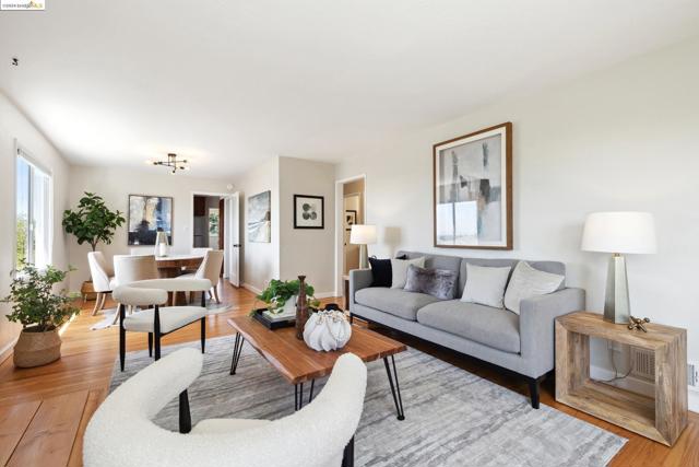 Image 11 of 55 For 4115 39th Ave