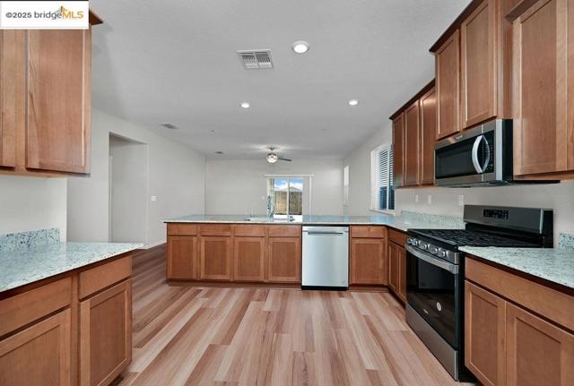 2291 Revival Lane, Rio Vista CA: https://media.crmls.org/mediaz/8a9aa25d-e0c2-400c-9387-e031f24bece0.jpg