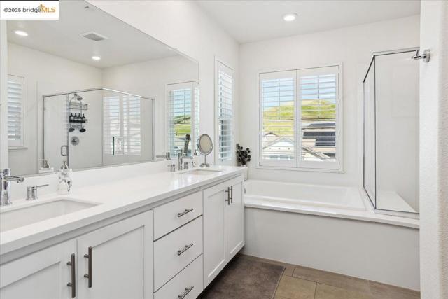 2712 Via Vicenza, San Ramon CA: https://media.crmls.org/mediaz/8a9ab570-1439-4a32-9c8d-73a763ab477f.jpg