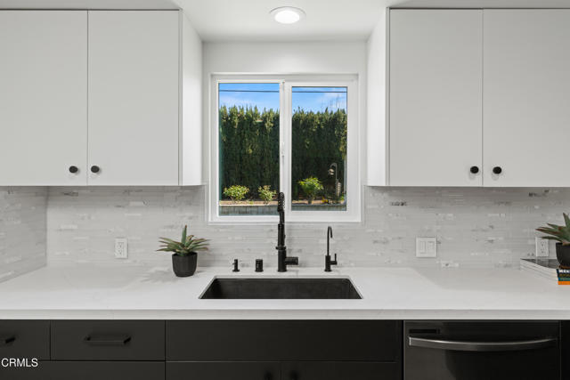 246 3rd Street, Solvang CA: https://media.crmls.org/mediaz/8a9bbeea-d5de-48ef-a581-f98353342d5c.jpg