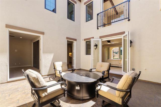 21 Bigleaf Road, Orinda CA: https://media.crmls.org/mediaz/8a9c0b36-191a-4dfb-a727-882530a37785.jpg