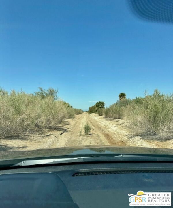 0 Noffsinger, Niland CA: https://media.crmls.org/mediaz/8a9c7a61-2cac-493d-9626-97df2d9eab98.jpg