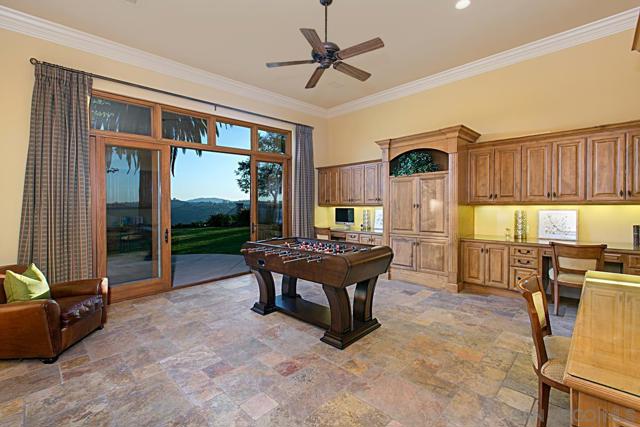 14155 Bryce Point, Poway CA: https://media.crmls.org/mediaz/8a9ceb47-806c-4265-ad51-74c5f4b0c6d3.jpg