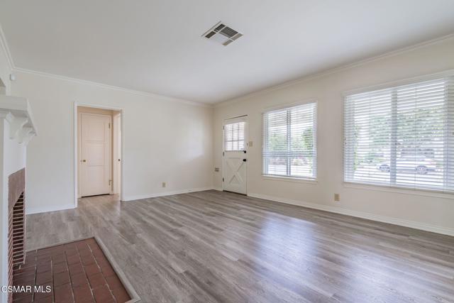 5715 Vista Del Monte Avenue, Sherman Oaks CA: https://media.crmls.org/mediaz/8a9dcbc6-944b-44c3-b64f-6487d3ed0d8d.jpg