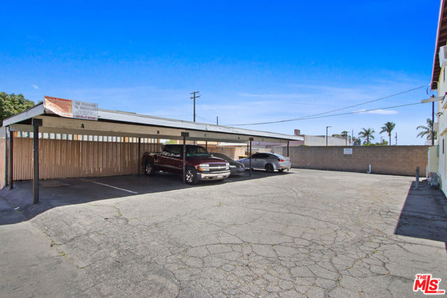 7908 Duchess Drive, Whittier CA: https://media.crmls.org/mediaz/8a9dd14a-4f59-42c6-b386-551a210d8992.jpg