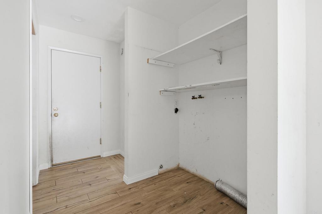 1078 Robertson Drive - photo 18