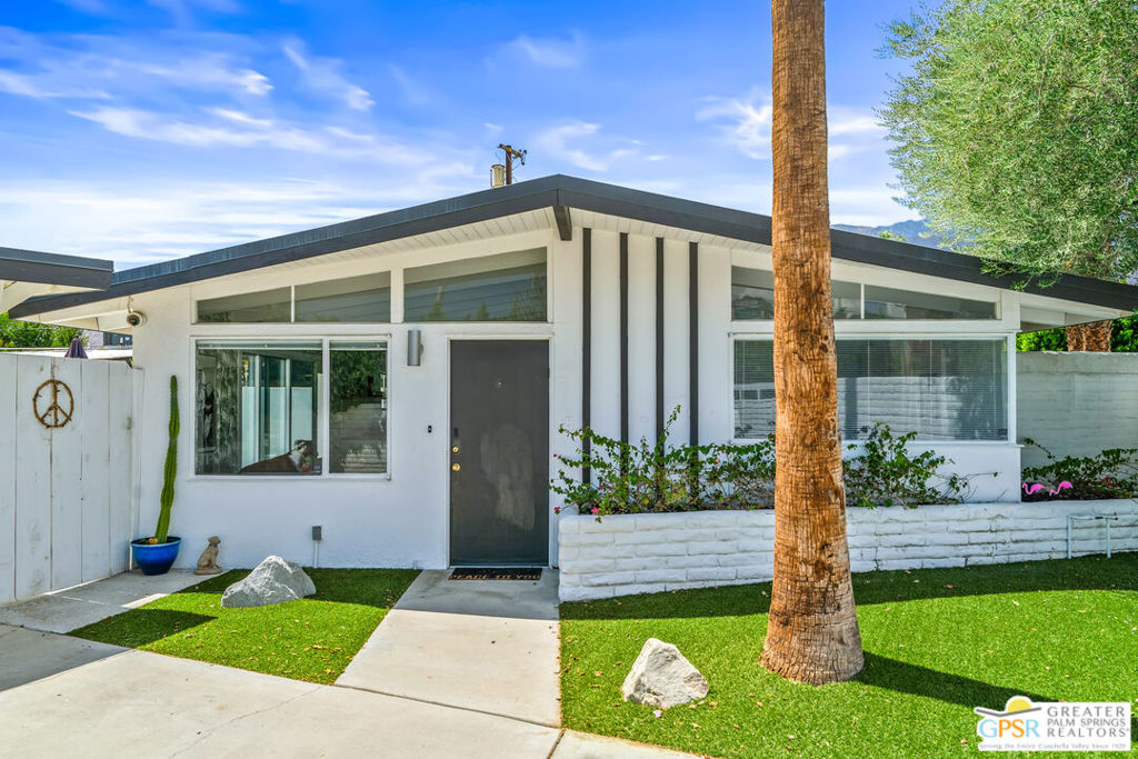 1655 Tamarisk Road