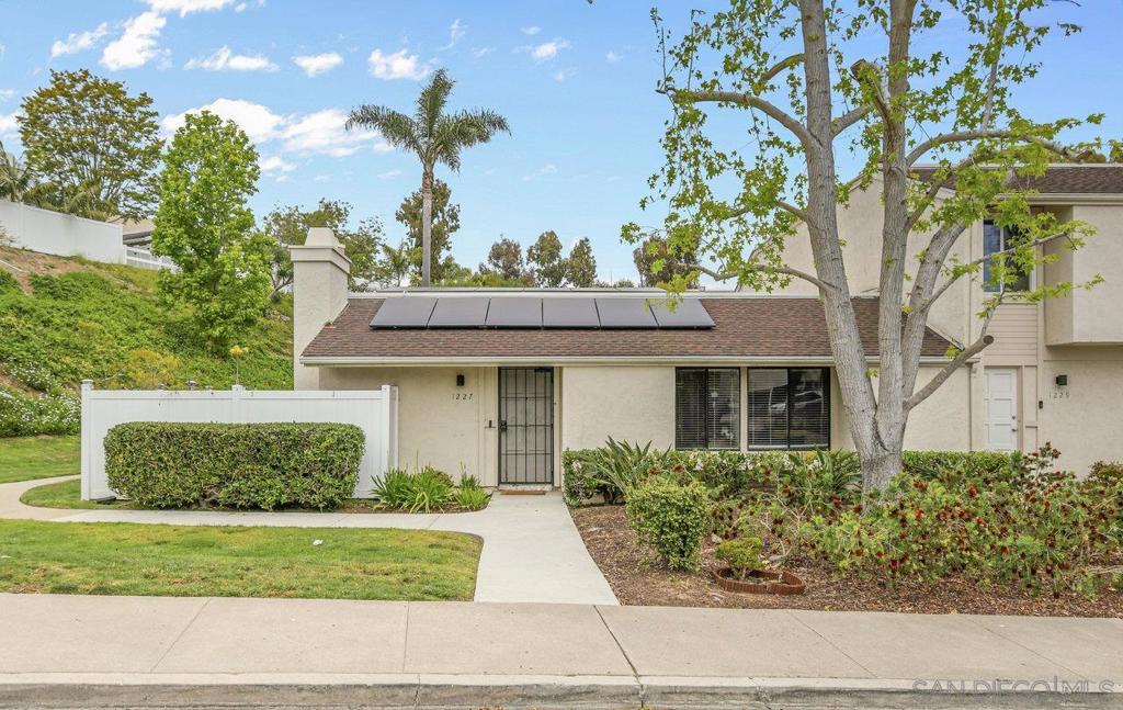 1227 Evergreen Drive