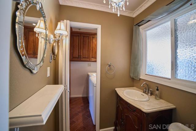 6289 Lake Arago Ave, San Diego, California 92119, 3 Bedrooms Bedrooms, ,1 BathroomBathrooms,Single Family Residence,For Sale,Lake Arago Ave,250020224SD