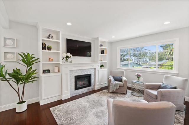 330 Avenue Portola, El Granada CA: https://media.crmls.org/mediaz/8a9efafe-8067-45e7-a13f-7dc87cea11ec.jpg