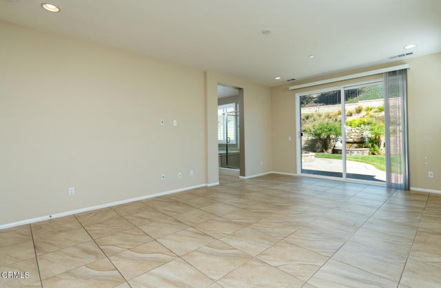 Detail Gallery Image 27 of 67 For 24863 Carbon Ln, Valencia,  CA 91354 - 4 Beds | 3/1 Baths