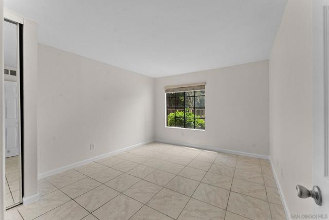 13034 Wimberly Sq, San Diego CA: https://media.crmls.org/mediaz/8a9f4b2f-8f5e-4f54-8f35-69be2dc9c476.jpg