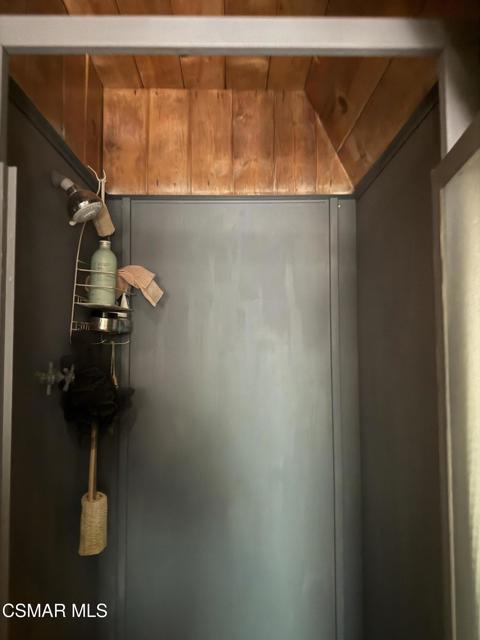 219 Pine Canyon Drive, Frazier Park CA: https://media.crmls.org/mediaz/8aa0cfda-9370-465b-9be1-930df0a46ba7.jpg