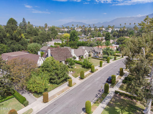 Detail Gallery Image 20 of 22 For 400 S Meridith Ave, Pasadena,  CA 91106 - 4 Beds | 2 Baths