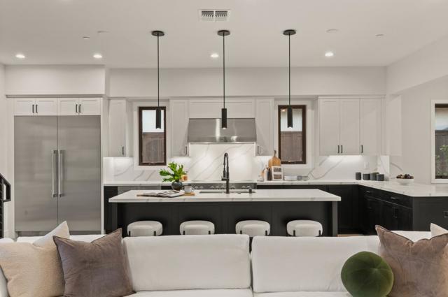 1060 Karen Way, Mountain View CA: https://media.crmls.org/mediaz/8aa21e5a-344f-48c1-a989-03a024ce9af9.jpg