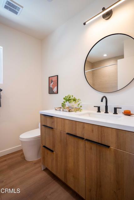 2222 1/4 Dorris Place, Los Angeles CA: https://media.crmls.org/mediaz/8aa22939-ec41-4e05-821b-71d2301b409d.jpg