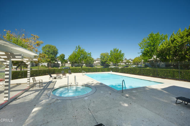 Detail Gallery Image 17 of 18 For 1781 Aleppo Ct, Thousand Oaks,  CA 91362 - 2 Beds | 2 Baths