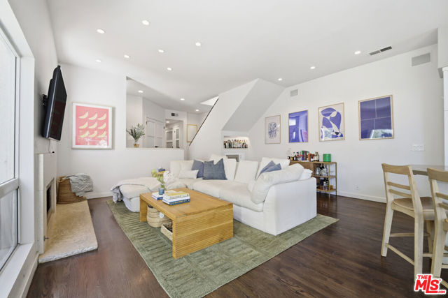 650 Harbor Street, 4 photo 8