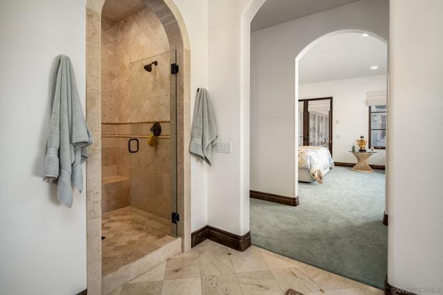 8053 High Time Ridge, San Diego CA: https://media.crmls.org/mediaz/8aa3d015-55c3-44aa-b652-8bc4c71425f8.jpg