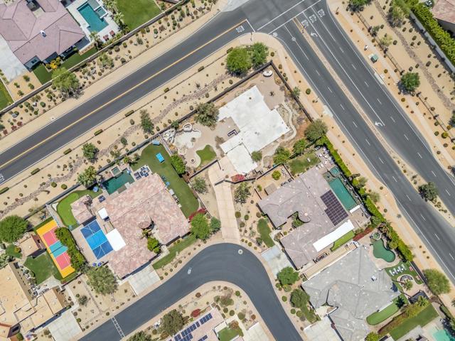 81025 Tranquility Drive, Indio CA: https://media.crmls.org/mediaz/8aa4ee21-2e8b-447c-8333-be93907317c8.jpg