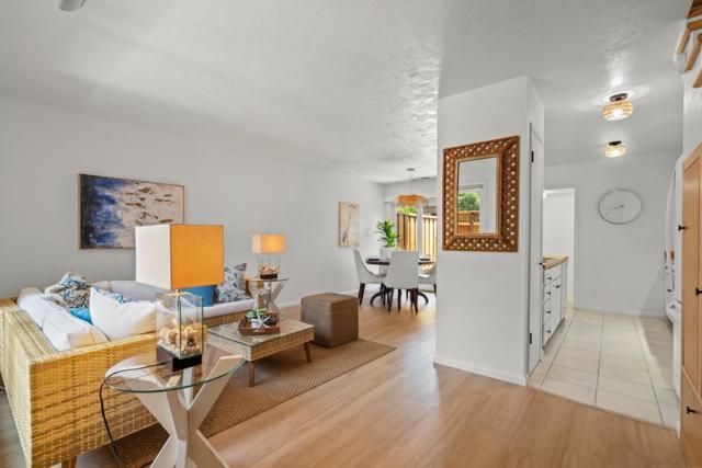 155 Peach Terrace, Santa Cruz CA: https://media.crmls.org/mediaz/8aa57c9b-d15b-4455-8a82-3b66cf1693ae.jpg