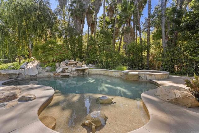 16631 Valle Verde Rd, Poway CA: https://media.crmls.org/mediaz/8aa590a7-b80f-4041-aaab-c31e14ea7a18.jpg