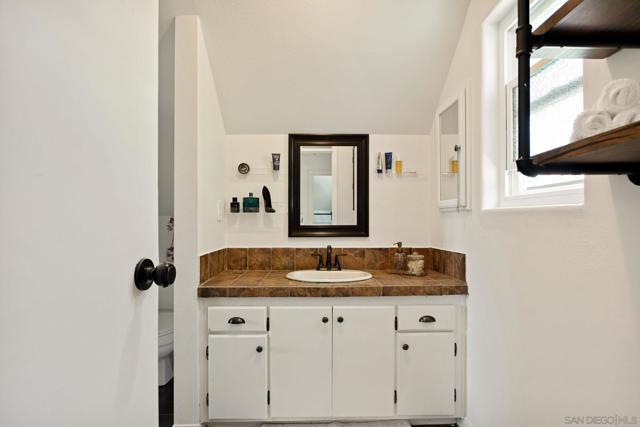 1141 Grass Valley Road, Lake Arrowhead CA: https://media.crmls.org/mediaz/8aa76f07-d1db-4fa9-9ba0-b4dbc3b6fac7.jpg