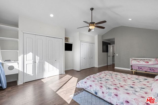 1197 Oriole Road, Wrightwood CA: https://media.crmls.org/mediaz/8aa7e902-1fd9-4423-b794-c68f49281dab.jpg