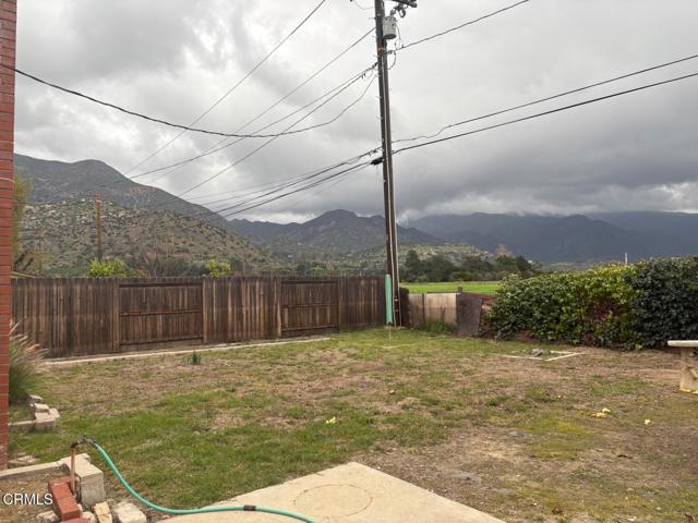 910 Mercer Avenue, Ojai CA: https://media.crmls.org/mediaz/8aa80008-3e85-44ca-a739-f2a88d09a644.jpg
