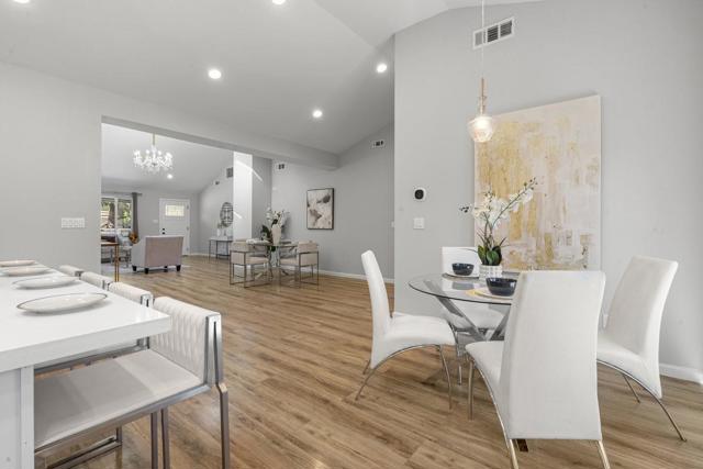 148 W Maude Avenue, Sunnyvale CA: https://media.crmls.org/mediaz/8aa838da-55b9-4ff3-93b8-47688365986f.jpg