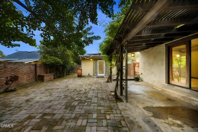 Detail Gallery Image 13 of 29 For 1712 N El Molino Ave, Pasadena,  CA 91104 - 3 Beds | 2 Baths