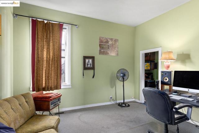 2331 San Pablo Ave, Berkeley CA: https://media.crmls.org/mediaz/8aaa76ce-2301-4b3d-b900-5ef205d596ee.jpg