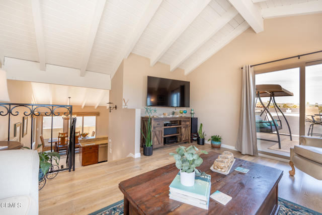 Detail Gallery Image 30 of 62 For 1129 Dover Ln, Ventura,  CA 93001 - 4 Beds | 2/2 Baths