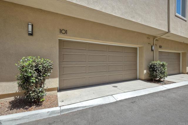 Image 25 of 32 For 6140 Colt Place 101
