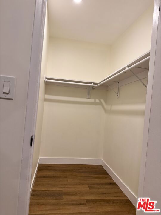 Image 33 of 55 For 960 Los Robles Avenue
