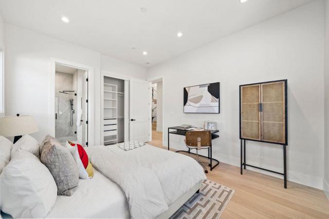 615 Chapman Drive, Campbell CA: https://media.crmls.org/mediaz/8aac8b0b-de6c-4e1d-be5e-600257367b93.jpg