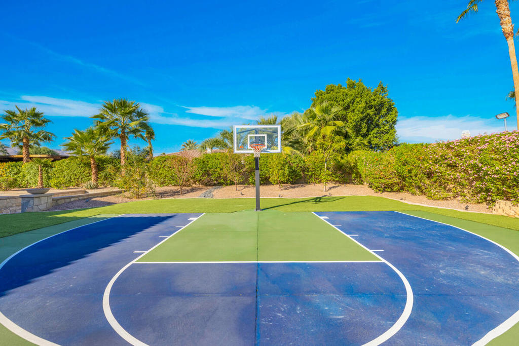 MLS #219137953DA image #2