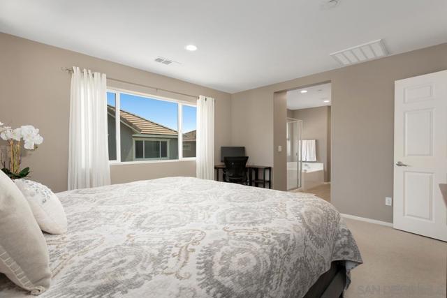 259 Oberlander Way, Fallbrook CA: https://media.crmls.org/mediaz/8aadc886-fa0b-43fe-a91d-da1a58ccfe37.jpg